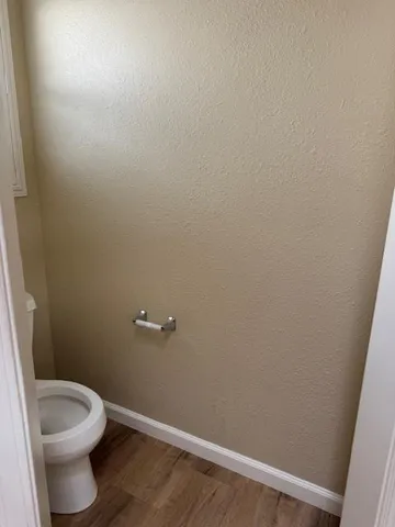 $2,800 | 4040 Rose Creek Road, Roseville, CA 95747