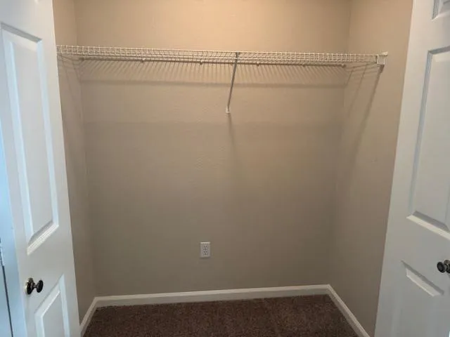 $2,800 | 4040 Rose Creek Road, Roseville, CA 95747