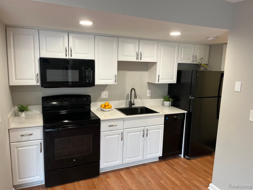 2639 Columbia Road, Unit 7 Berkley, MI 48072 - Photo 3 of 8