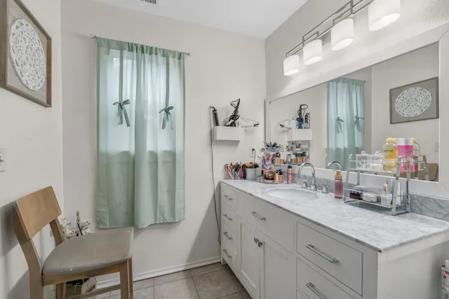 $385,000 | 525 Tucker, Sanger, CA 93657