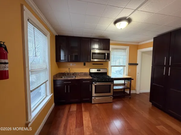 $2,200 | 406 4th Avenue, Unit 4, Asbury Park, NJ 07712