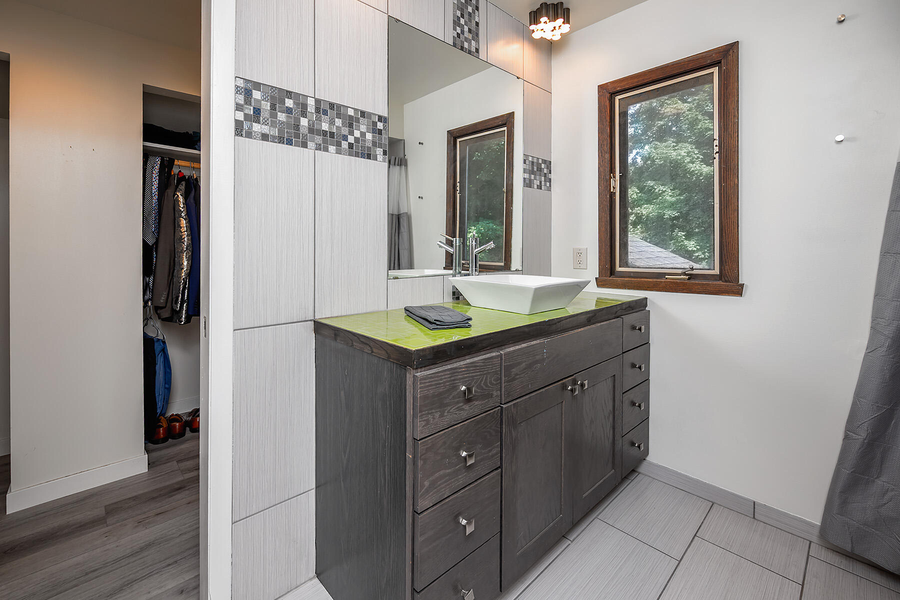 14825 Woodbridge Road Brookfield, WI 53005 - Photo 23 of 73 Woodbridge_048