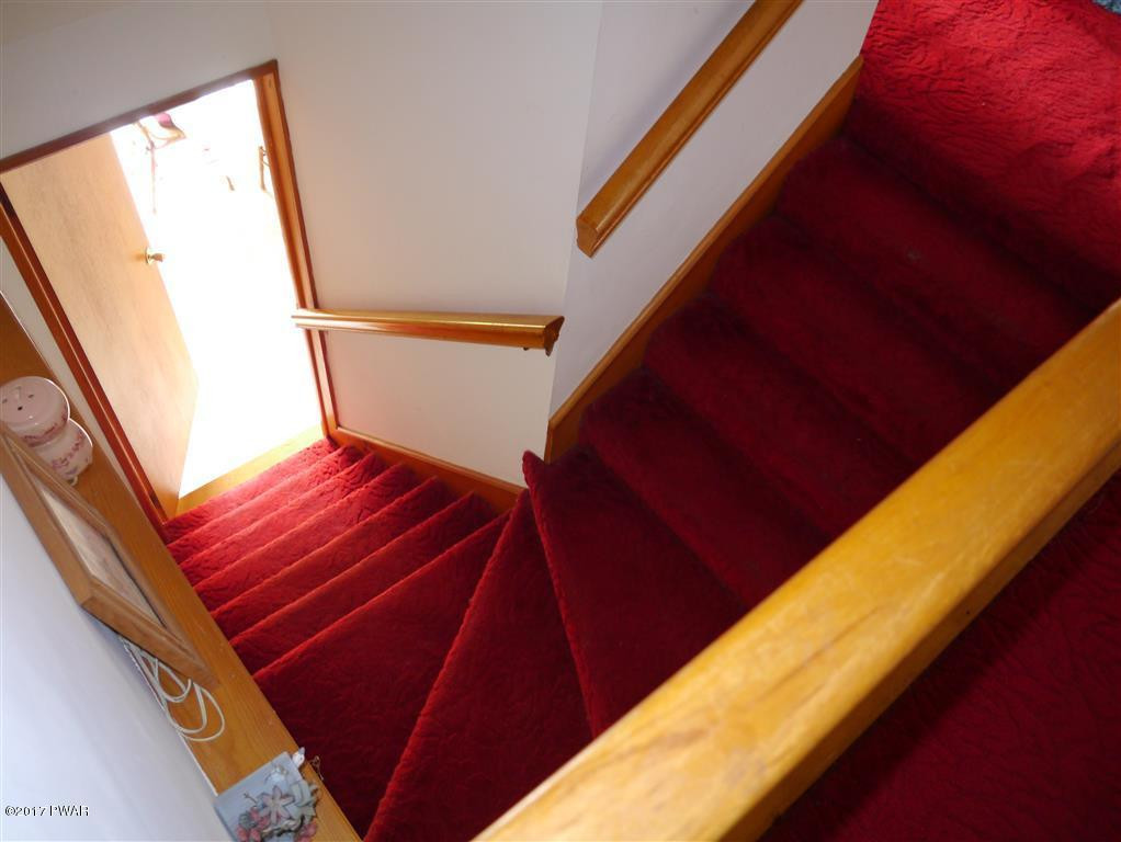 1252 Scott Center Road Susquehanna, PA 18847 - Photo 18 of 34 Stairway