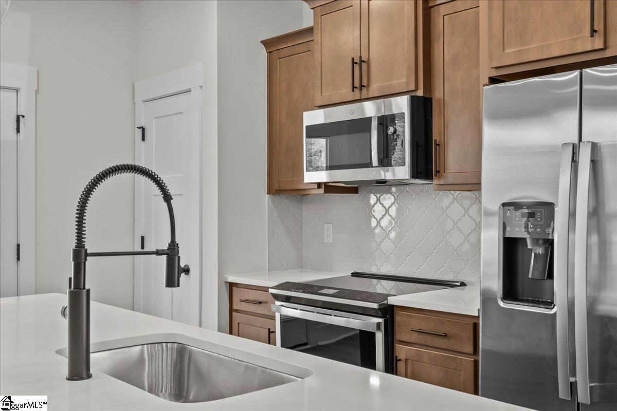 7 Redfield Place Simpsonville, SC 29681 - Photo 6 of 33