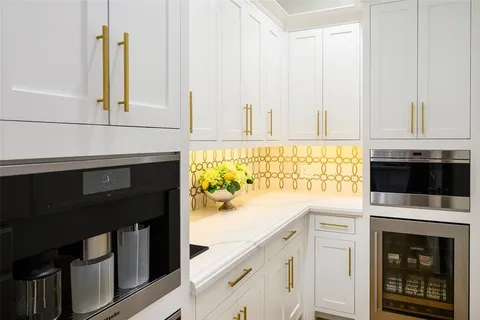 $4,295,000 | 4557 Belclaire Avenue, Highland Park, TX 75205