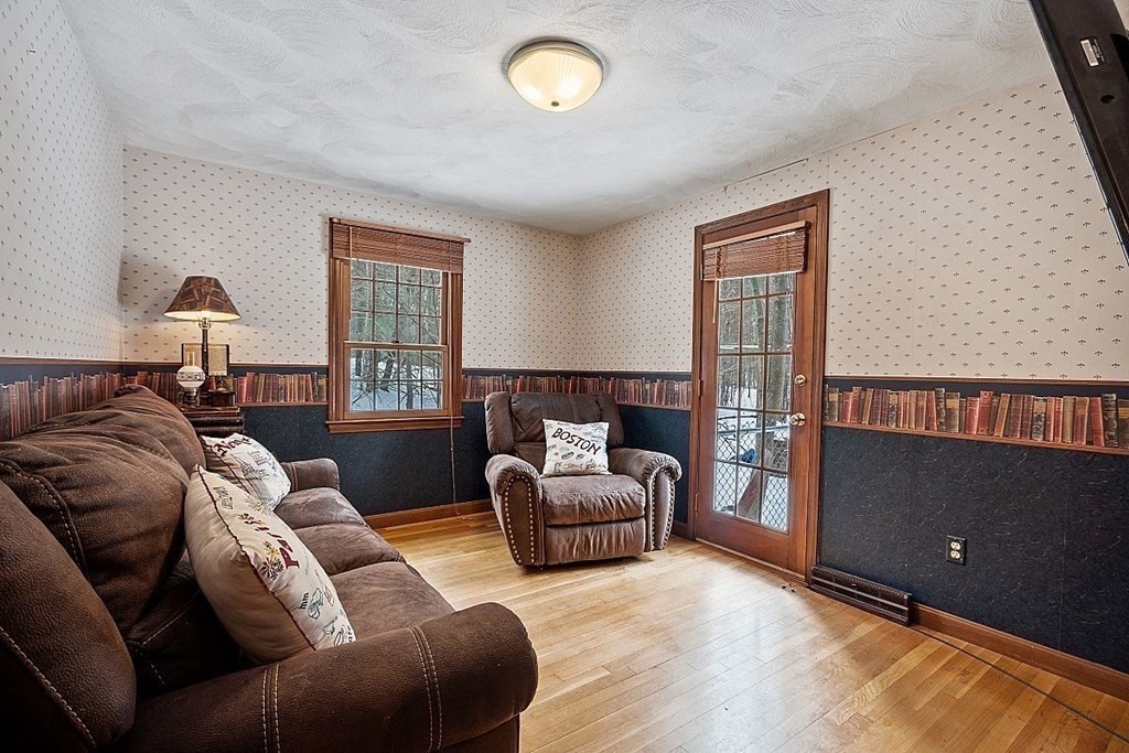11 Drawbridge Road Westford, MA 01886 - Photo 12 of 30 Gallery Image 12
