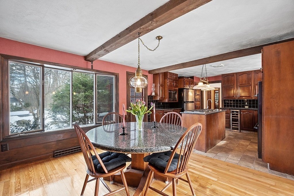 11 Drawbridge Road Westford, MA 01886 - Photo 5 of 30 Gallery Image 5