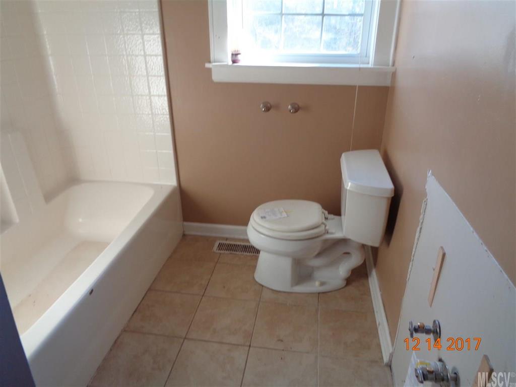 1971 Lexington Street Conover, NC 28613 - Photo 7 of 11 Gallery Image 7