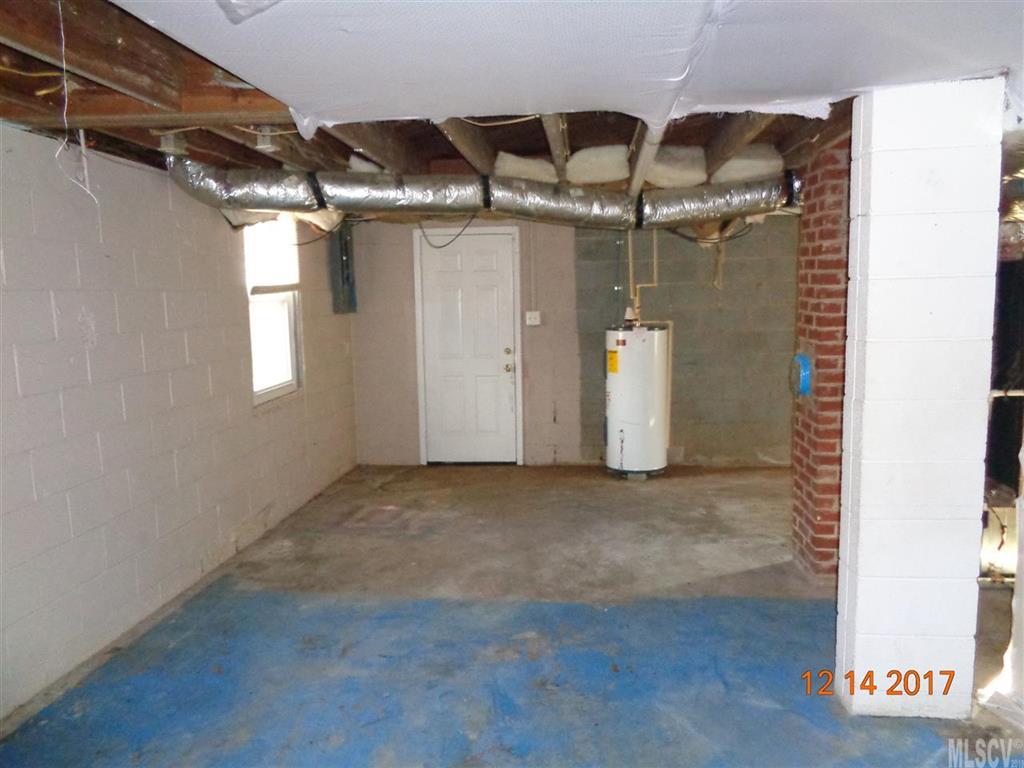 1971 Lexington Street Conover, NC 28613 - Photo 9 of 11 Gallery Image 9