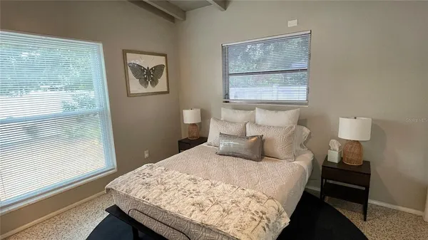 $2,350 | 2832 Bay Street, Sarasota, FL 34237