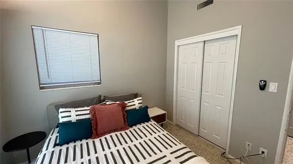$2,350 | 2832 Bay Street, Sarasota, FL 34237