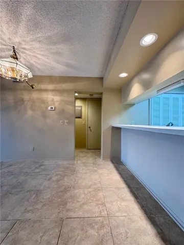 a view of a livingroom with an empty space