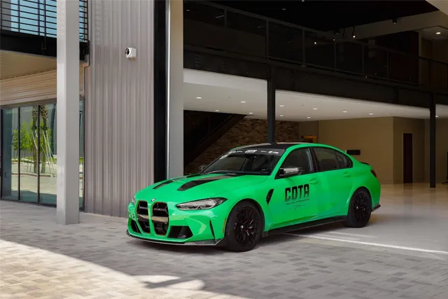 a view of a cars parked in front of a building