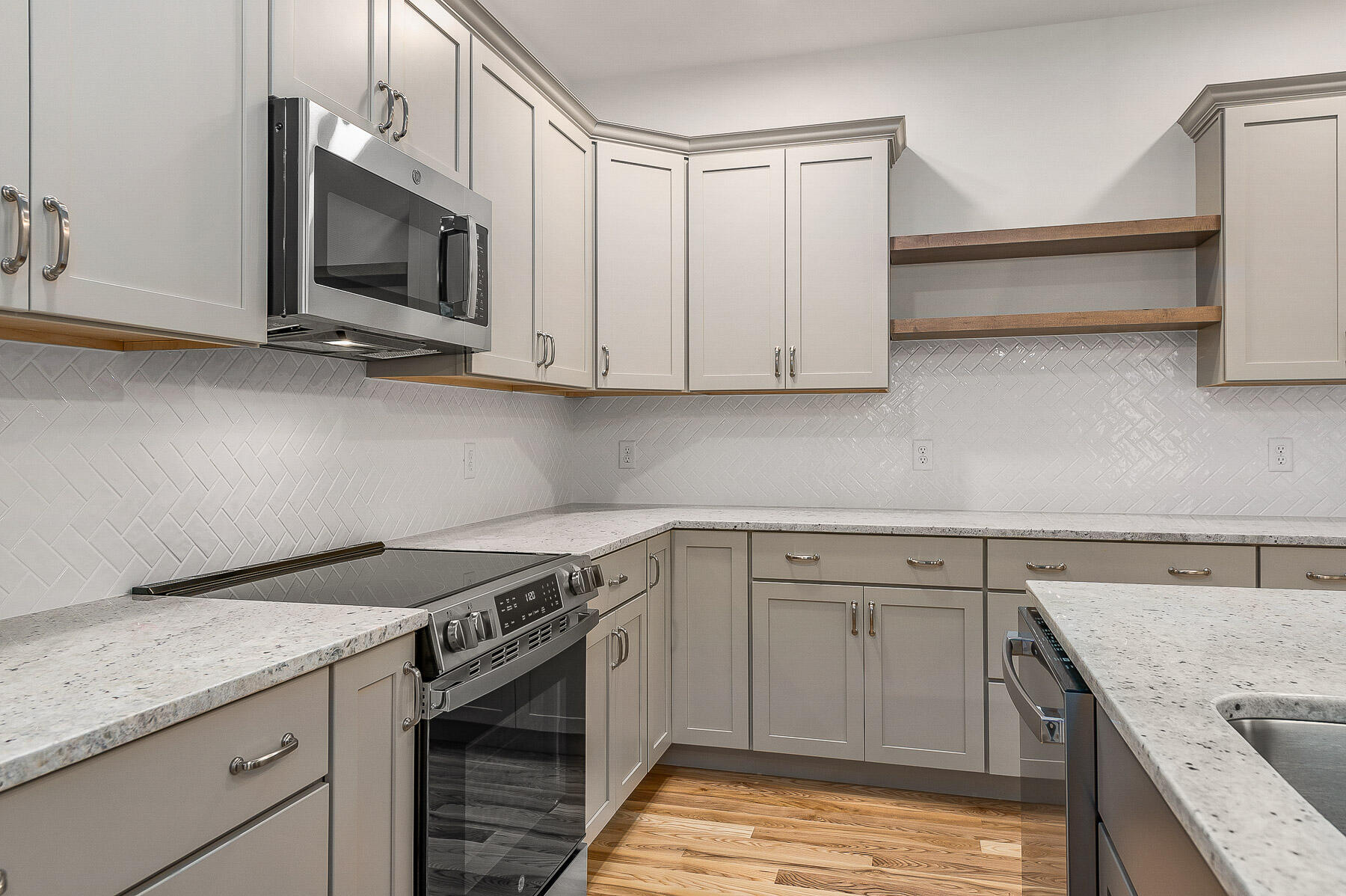 36 Cascade Circle, Unit 31 Kennebunk, ME 04043 - Photo 19 of 38 seacoastrephotography-16