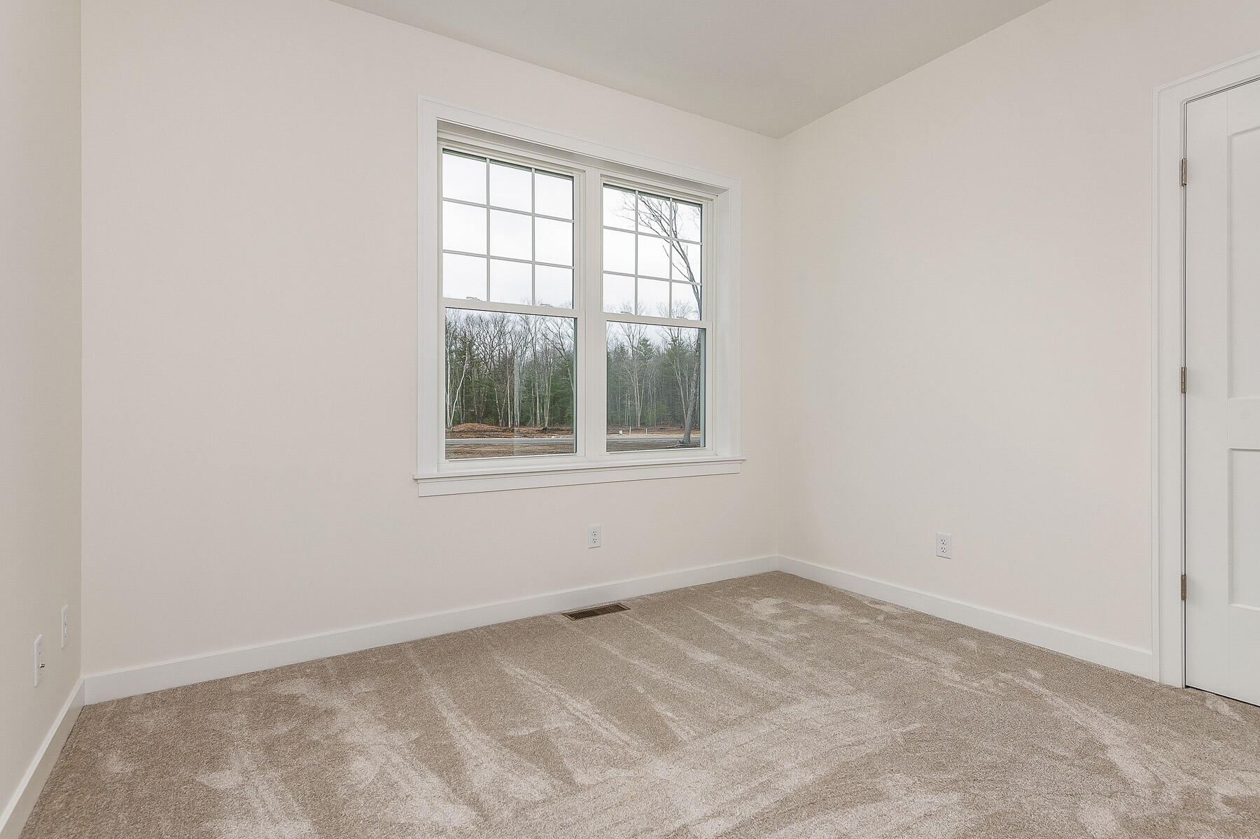 36 Cascade Circle, Unit 31 Kennebunk, ME 04043 - Photo 26 of 38 seacoastrephotography-23