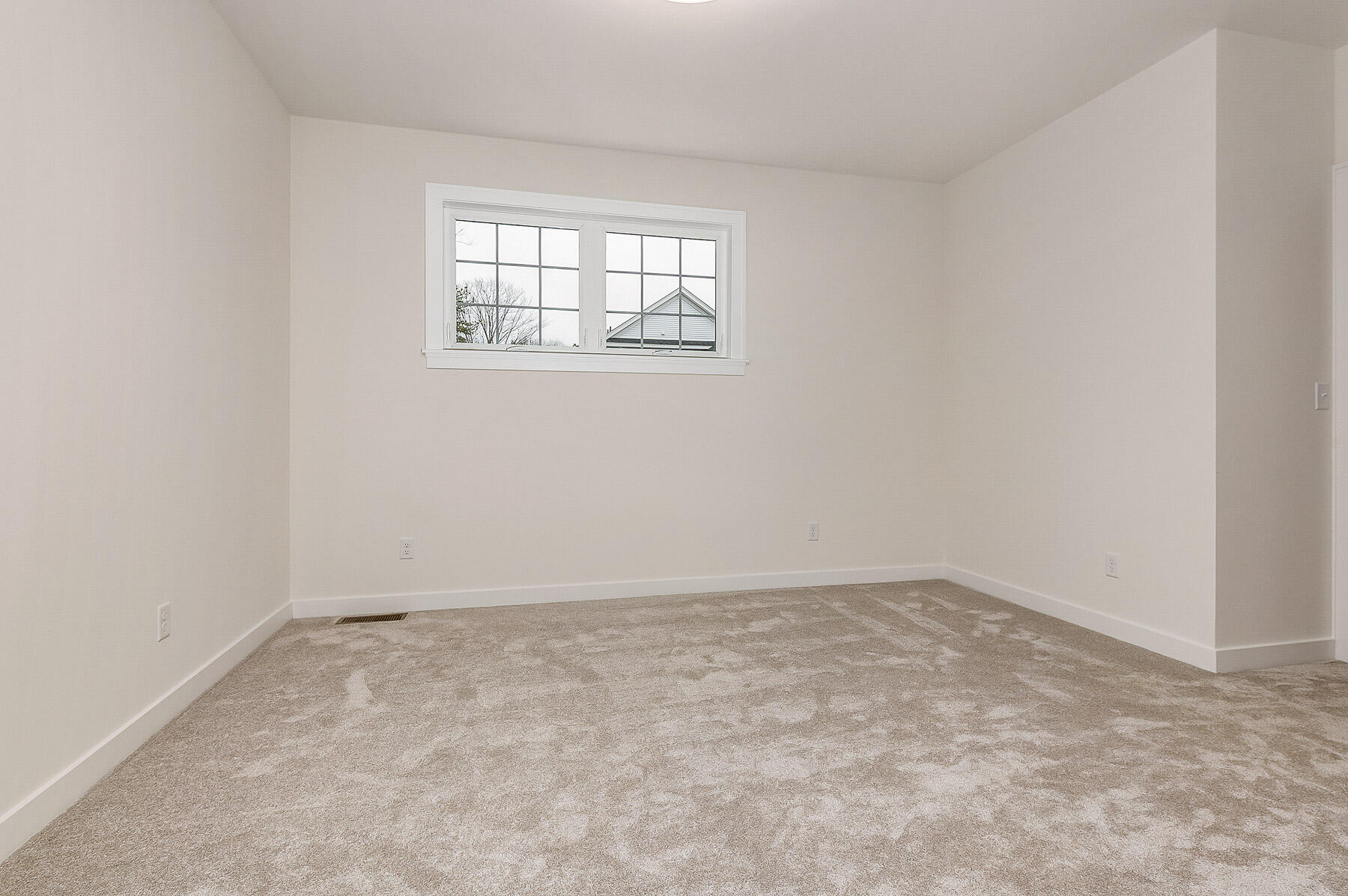 36 Cascade Circle, Unit 31 Kennebunk, ME 04043 - Photo 29 of 38 seacoastrephotography-26