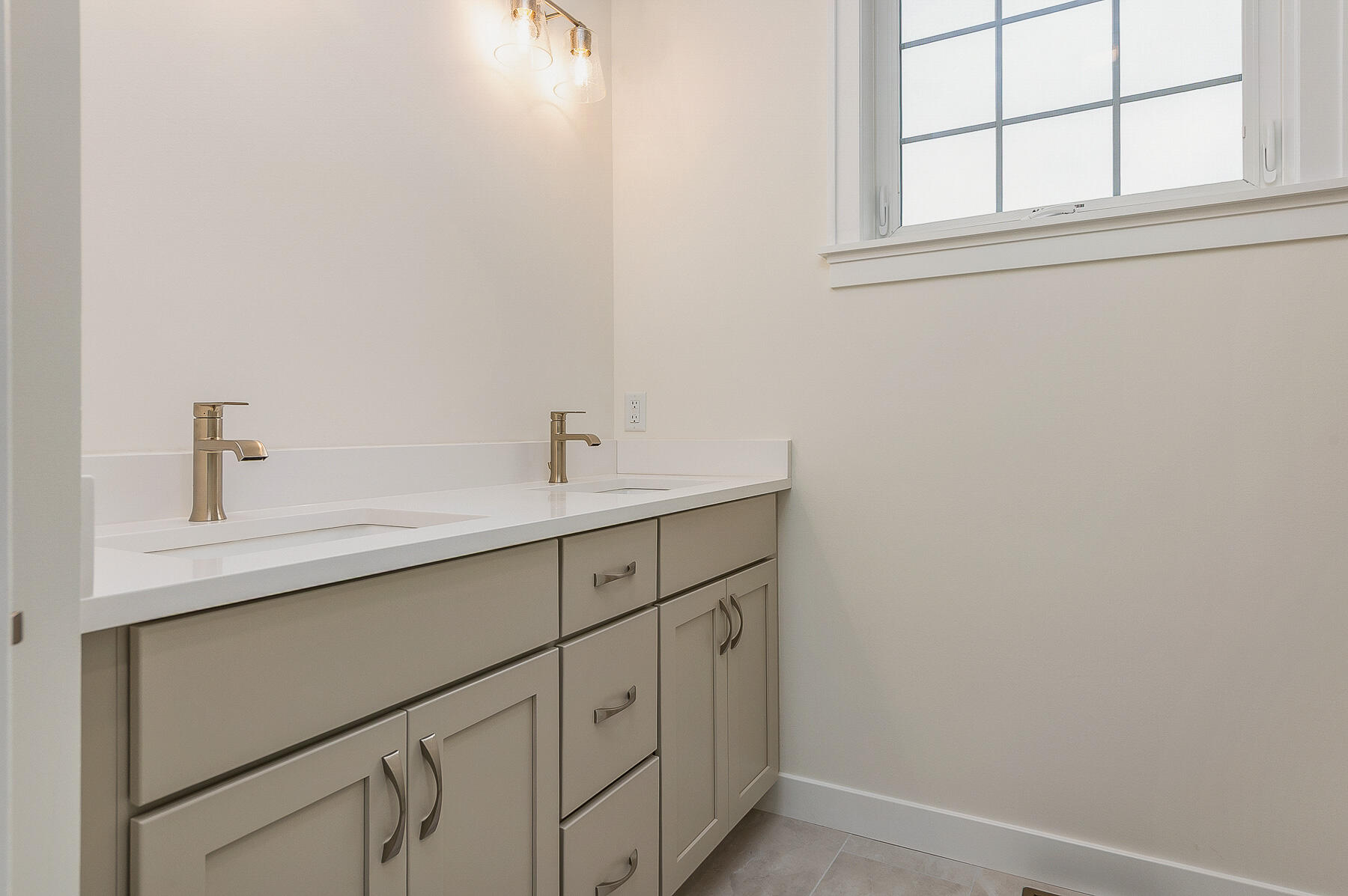 36 Cascade Circle, Unit 31 Kennebunk, ME 04043 - Photo 31 of 38 seacoastrephotography-28