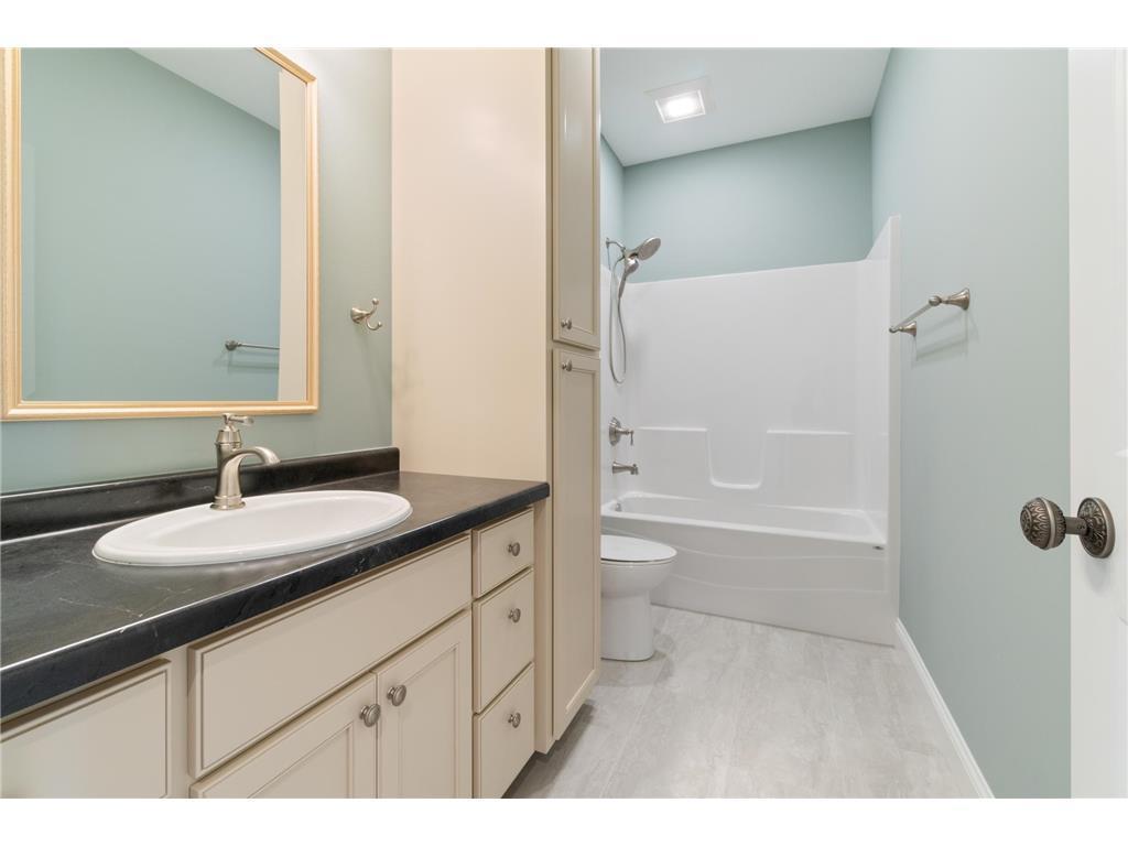 1191 42nd Street Hudson, WI 54016 - Photo 4 of 48