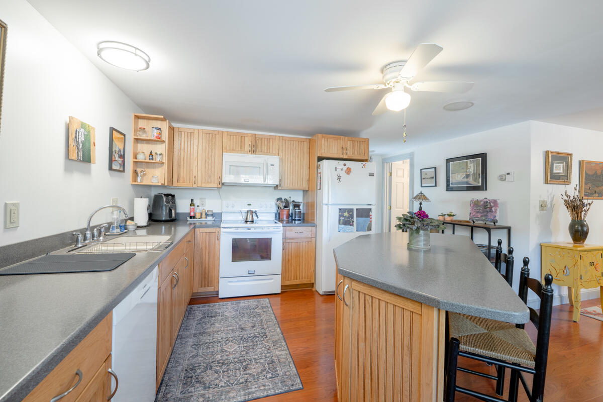 67 Winter Street Topsham, ME 04086 - Photo 14 of 103 67 Winter-051
