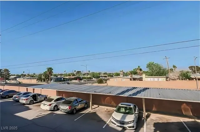 $975 | 1830 North Pecos Road, Unit 250, Las Vegas, NV 89115