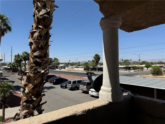 $975 | 1830 North Pecos Road, Unit 250, Las Vegas, NV 89115