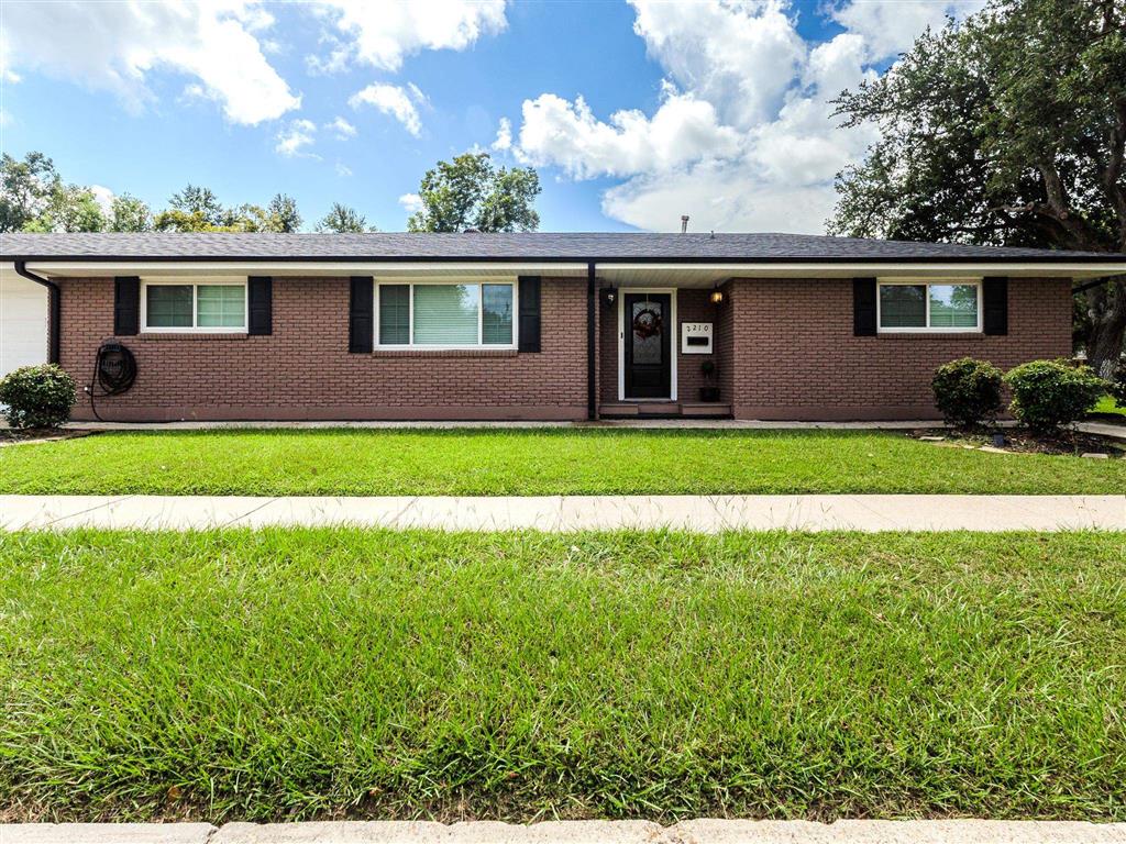 2210 17th Street Lake Charles, LA 70601 - Photo 1 of 25
