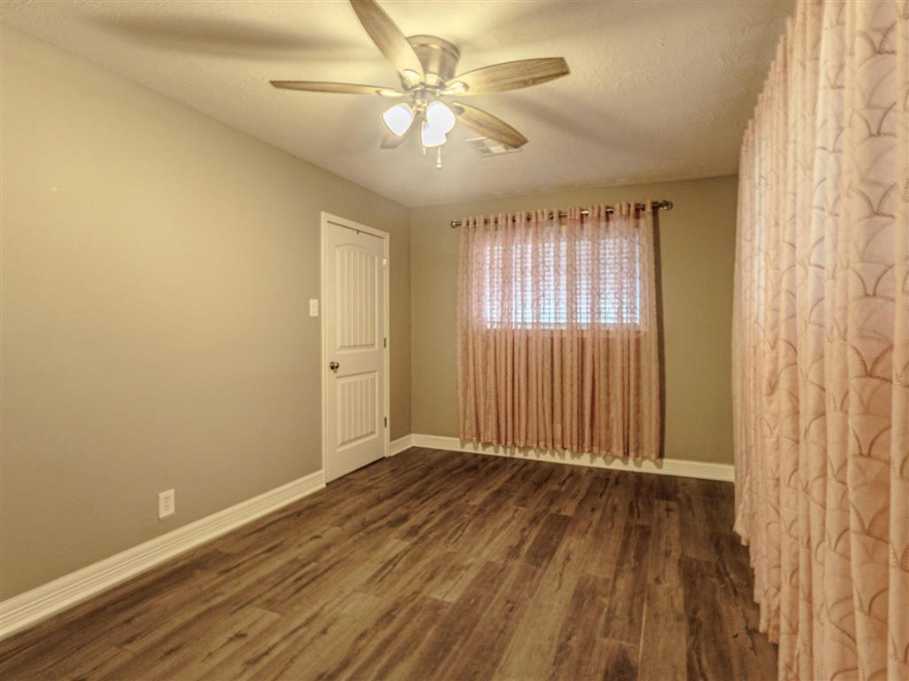2210 17th Street Lake Charles, LA 70601 - Photo 15 of 25