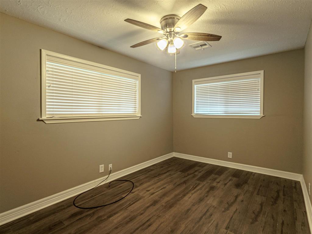2210 17th Street Lake Charles, LA 70601 - Photo 18 of 25