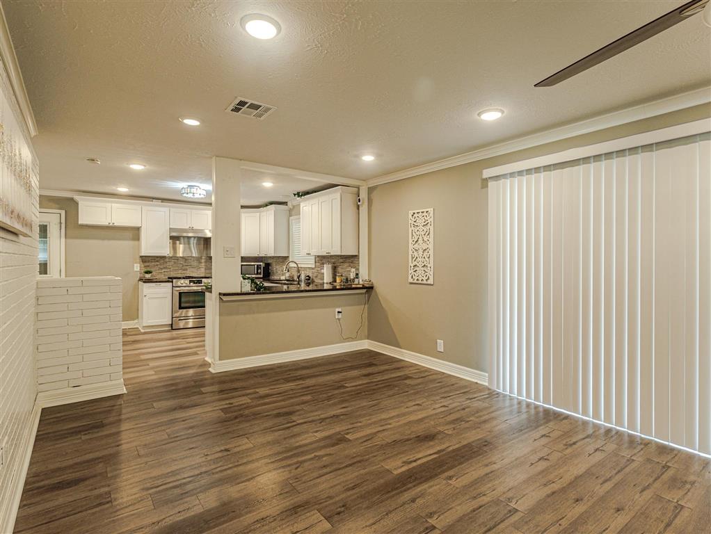 2210 17th Street Lake Charles, LA 70601 - Photo 8 of 25