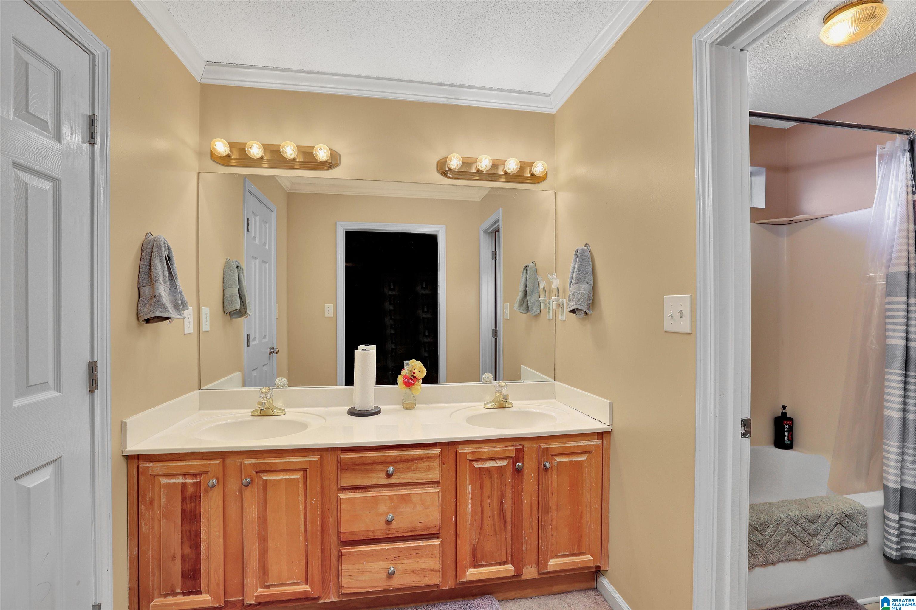 101 Juniper Circle Pelham, AL 35124 - Photo 18 of 34