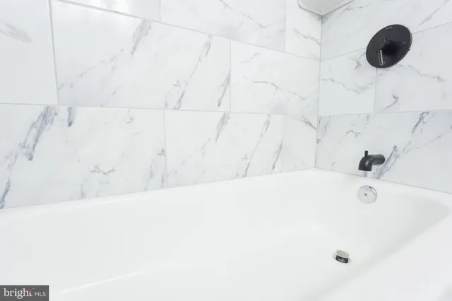 $1,300 | 1823 H Place Northeast, Unit 3, Washington, DC 20002