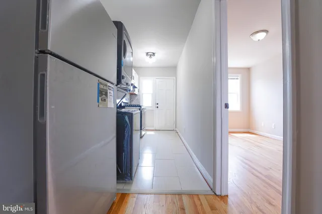 $1,300 | 1823 H Place Northeast, Unit 3, Washington, DC 20002