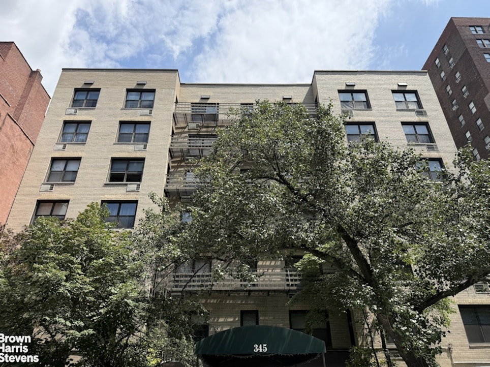 345 East 54th Street, Unit 2G Manhattan, NY 10022 - Photo 10 of 11