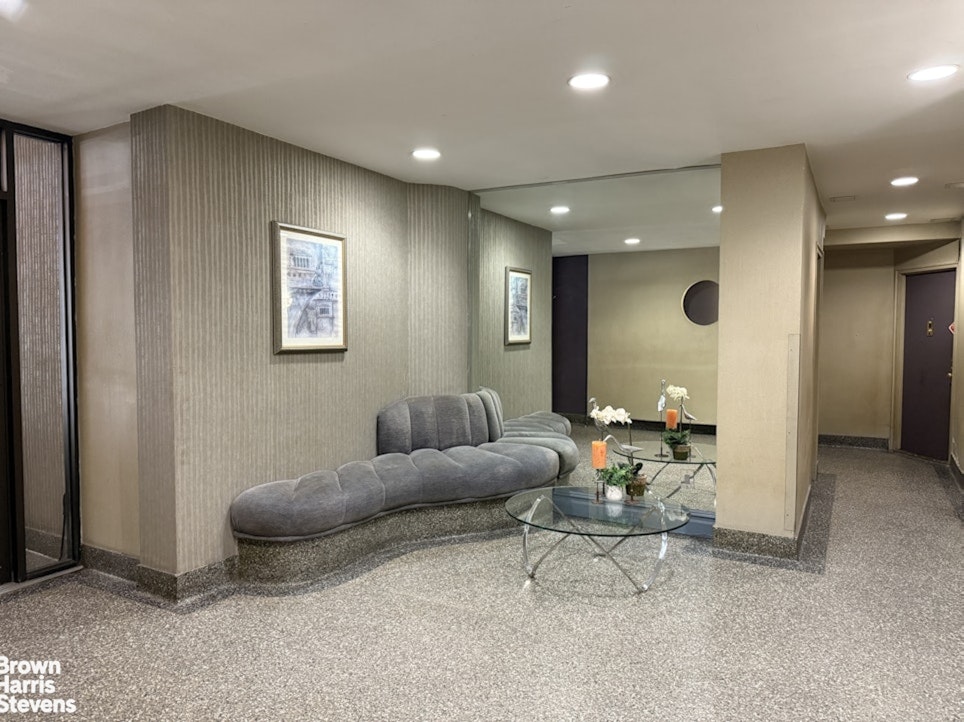 345 East 54th Street, Unit 2G Manhattan, NY 10022 - Photo 9 of 11