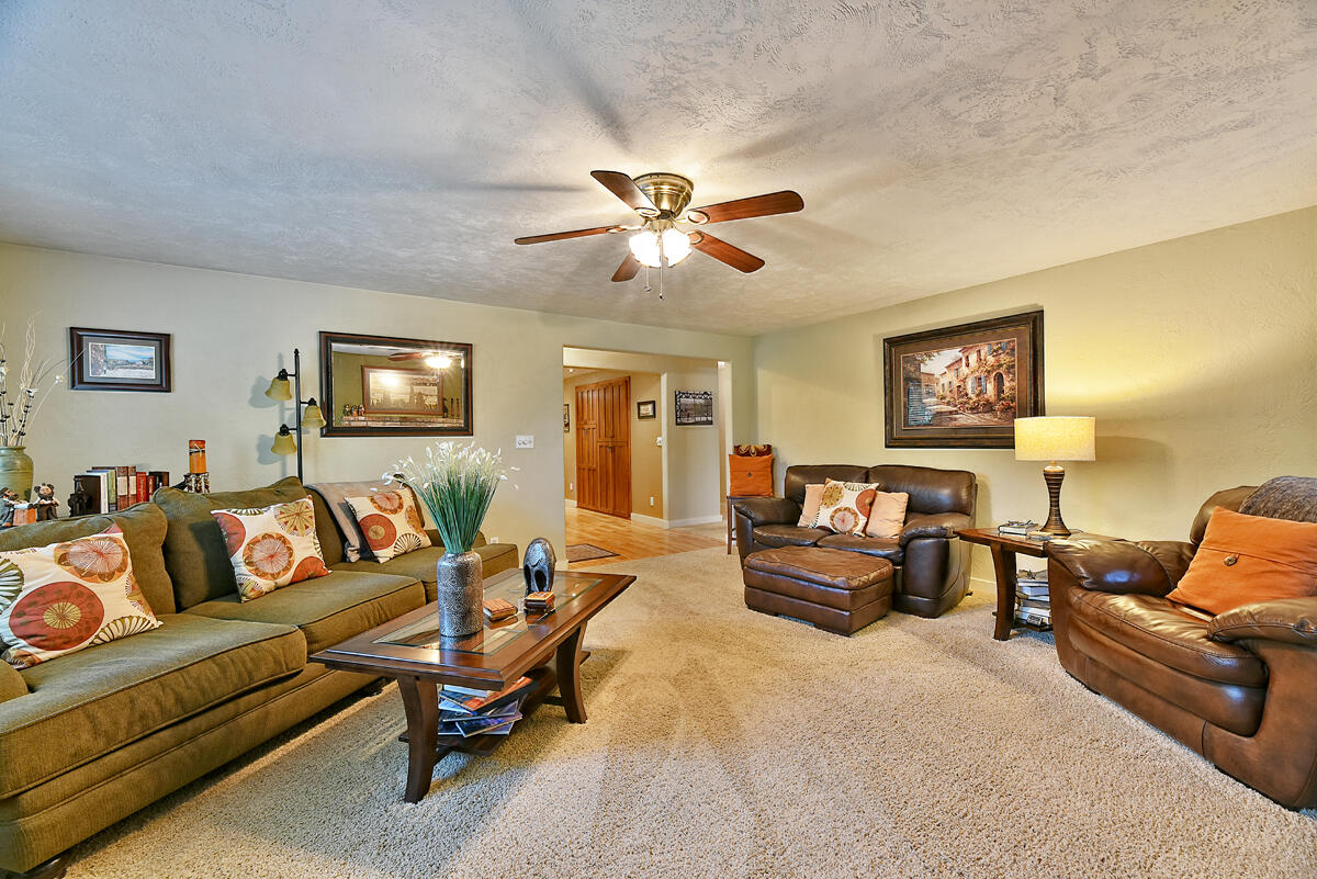 801 Upper Applegate Road Jacksonville, OR 97530 - Photo 11 of 40 DSC_7426