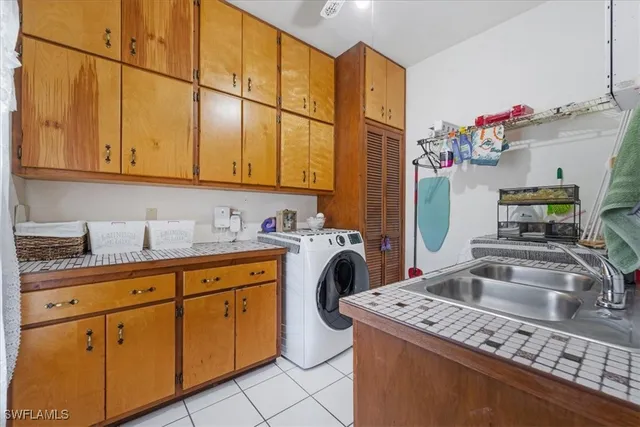 $420,000 | 321 Cleveland Avenue, Lehigh Acres, FL 33936