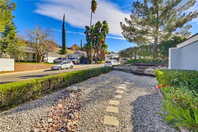 $750,625 | 27729 Calypso Lane, Canyon Country, CA 91351