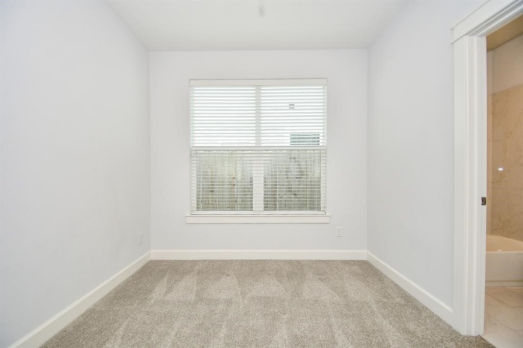703 Link Road Houston, TX 77009 - Photo 22 of 32