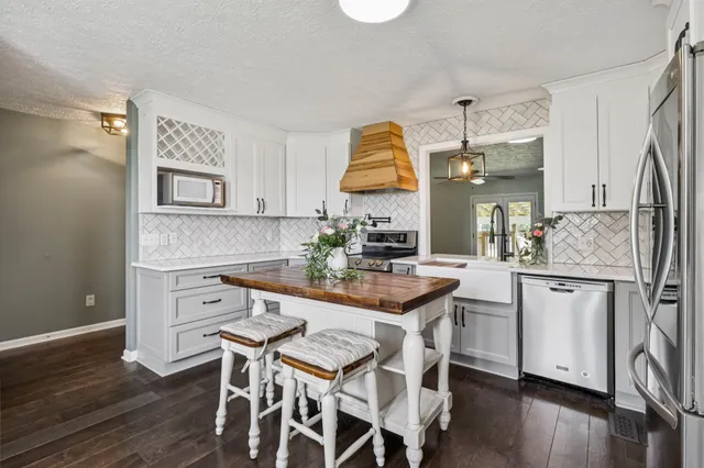 $350,000 | 2775 Airport Road, Centerville, TN 37033