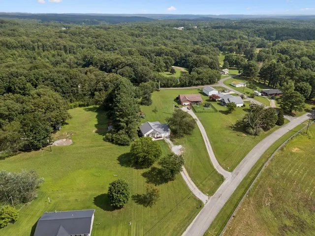 $350,000 | 2775 Airport Road, Centerville, TN 37033