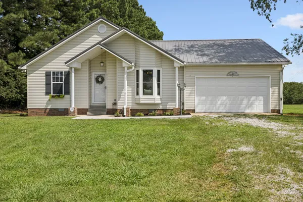 $325,000 | 2775 Airport Road, Centerville, TN 37033