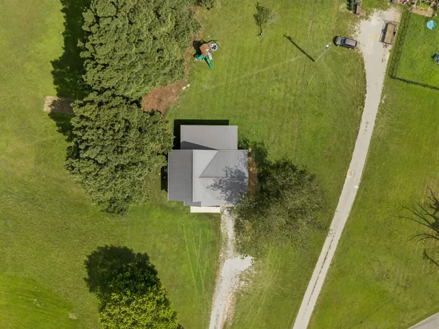 $350,000 | 2775 Airport Road, Centerville, TN 37033