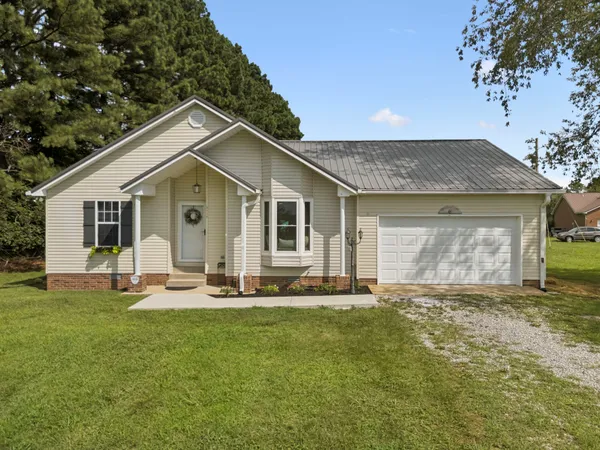 $325,000 | 2775 Airport Road, Centerville, TN 37033