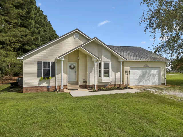 $350,000 | 2775 Airport Road, Centerville, TN 37033