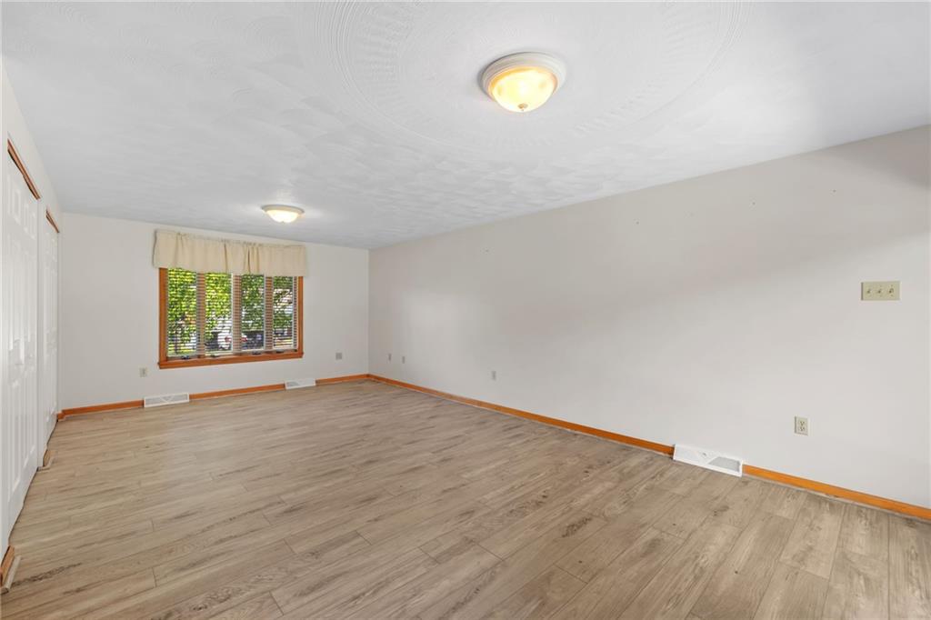 1304 Cathell Road Pittsburgh, PA 15236 - Photo 17 of 48 Family room without staging.