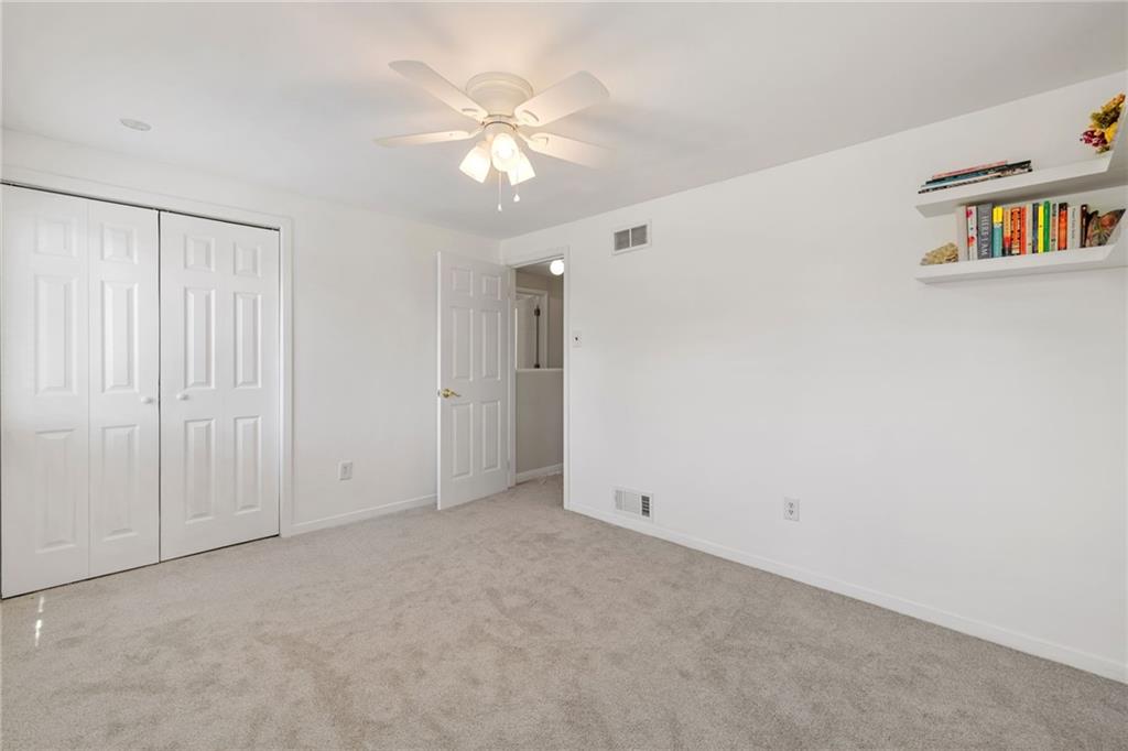 1304 Cathell Road Pittsburgh, PA 15236 - Photo 29 of 48 Third bedroom