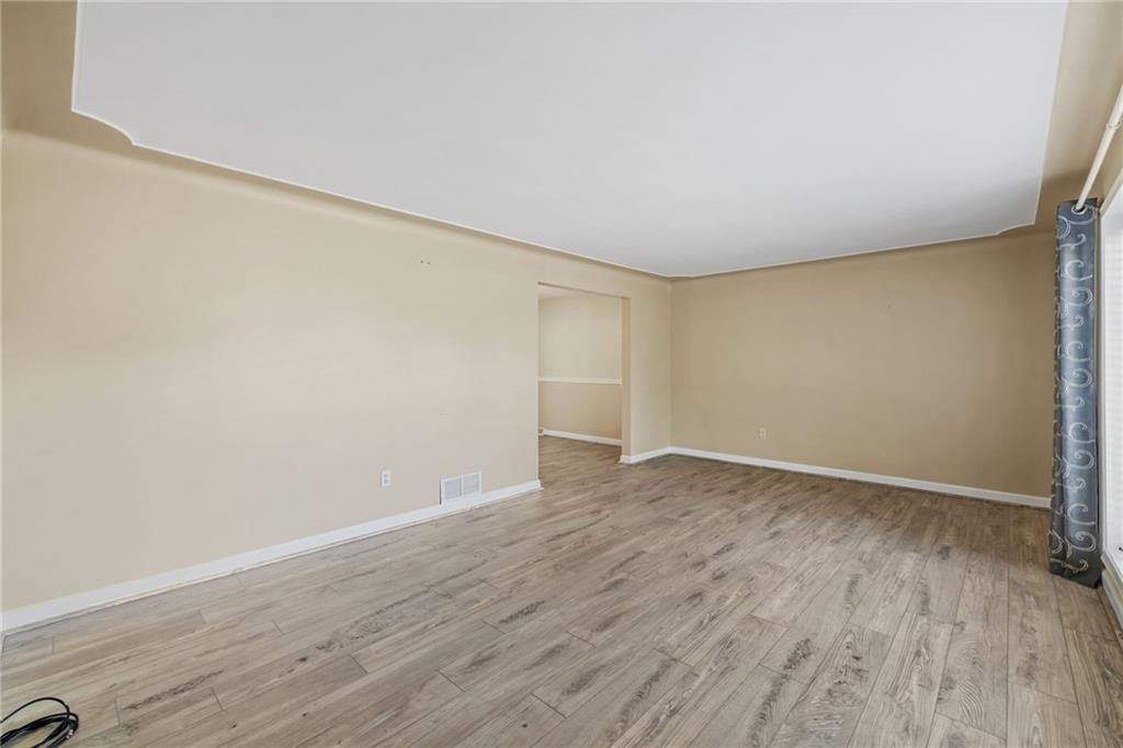 1304 Cathell Road Pittsburgh, PA 15236 - Photo 6 of 48 Living room view without staging.