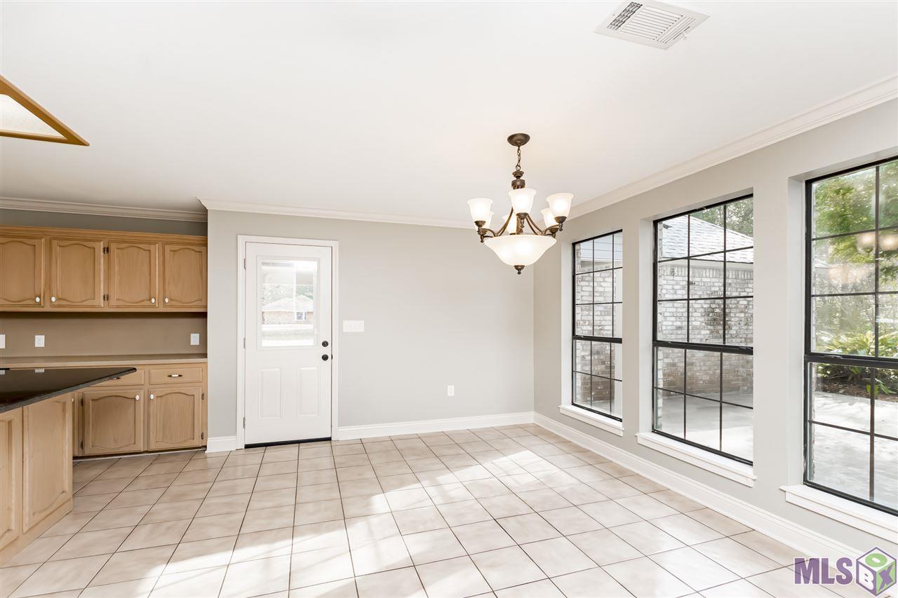 3635 East Nic Drive Addis, LA 70710 - Photo 8 of 21 Dining Area from Wet Bar