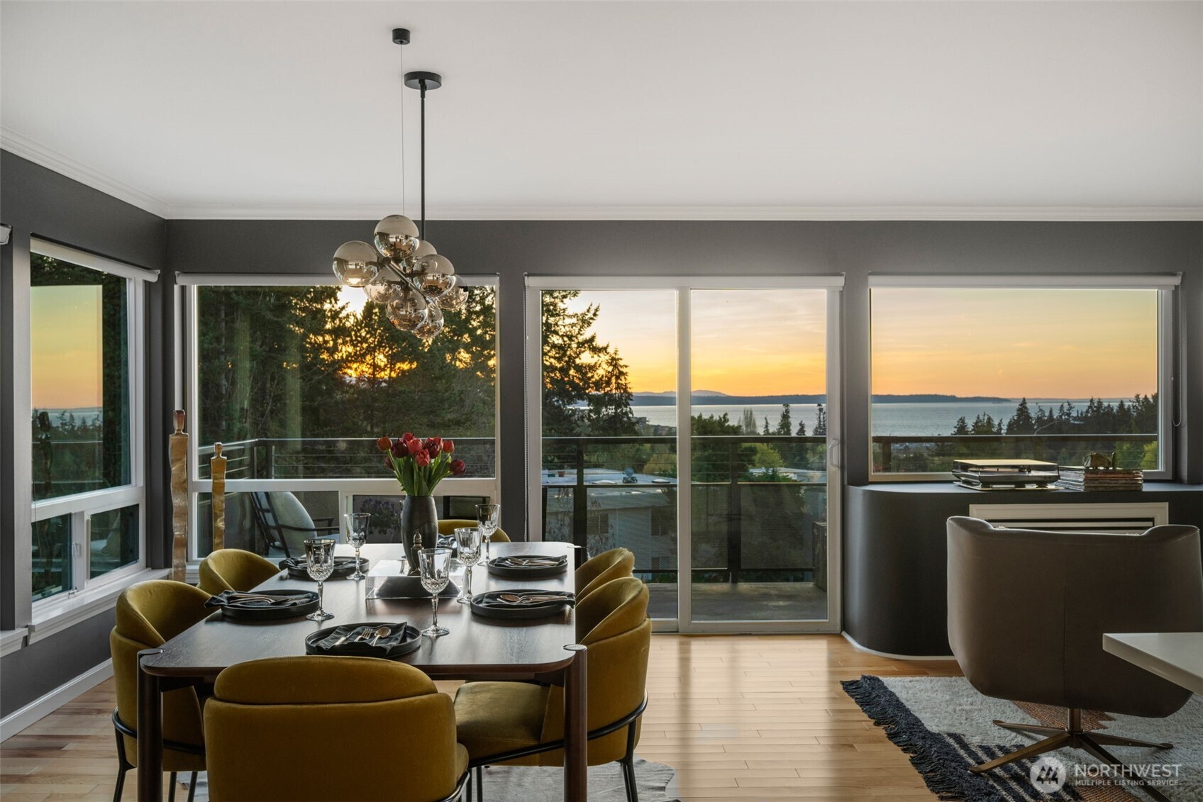 550 Elm Way, Unit 301 Edmonds, WA 98020 - Photo 12 of 37