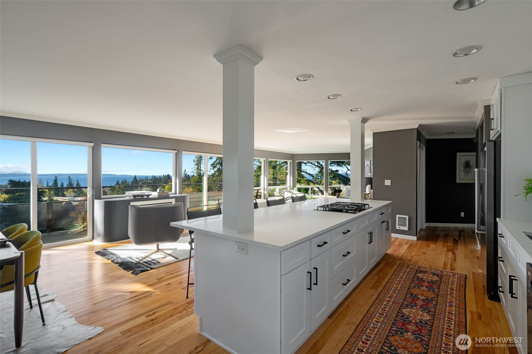 550 Elm Way, Unit 301 Edmonds, WA 98020 - Photo 20 of 37